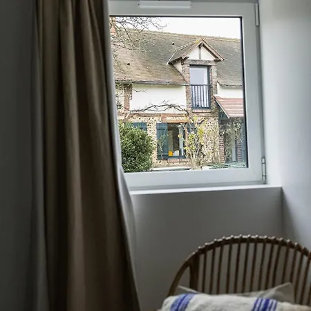 1 Hour From Paris Holiday home La Boissiere (Eure)