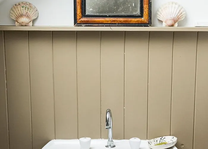 1 Hour From Paris Holiday home